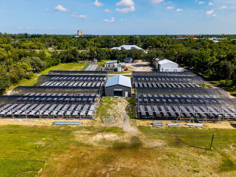 More Photos Of 6901 Hendry Creek Dr, Fort Myers Specialty For Sale