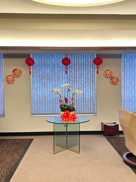 More Photos Of 215 N Marengo Ave, Pasadena Office For Sale