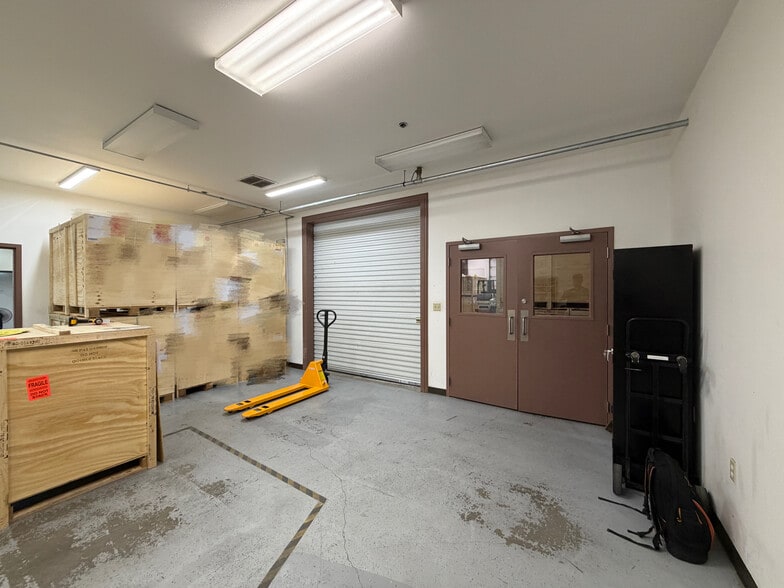 More Photos Of 1075 Chisolm Trl, Keller Industrial For Sale