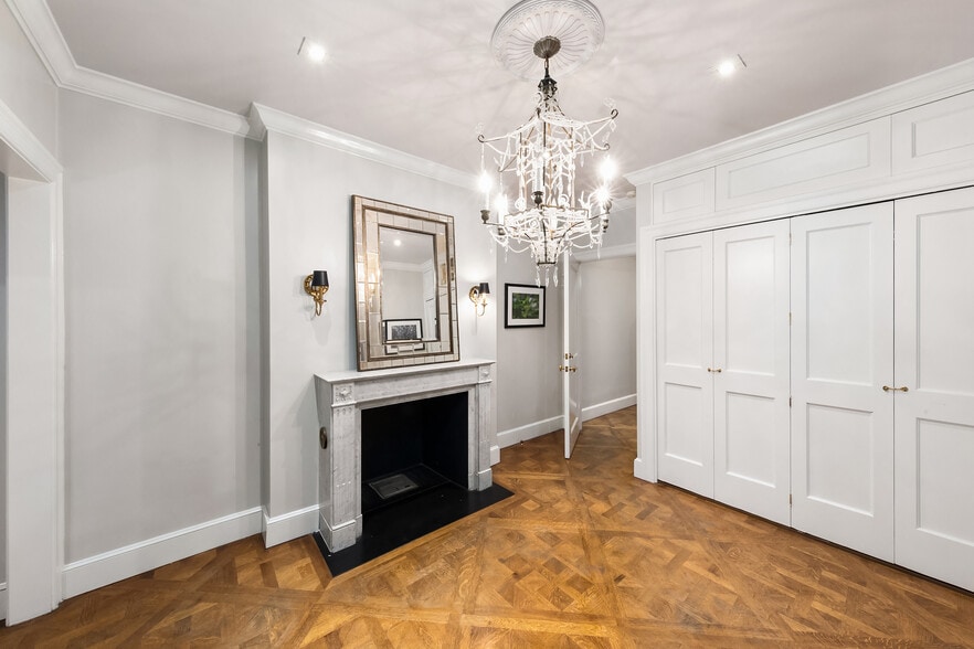 More Photos Of 44 E 65th St, New York Apartments For Sale