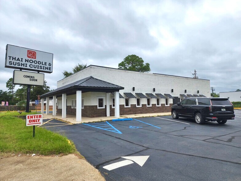 Primary Photo Of 1111 Dawson Rd, Albany Restaurant For Sale