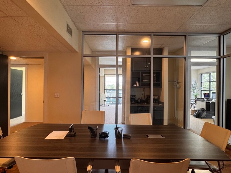 More Photos Of 669 Berkmar Ct, Charlottesville Office For Sale