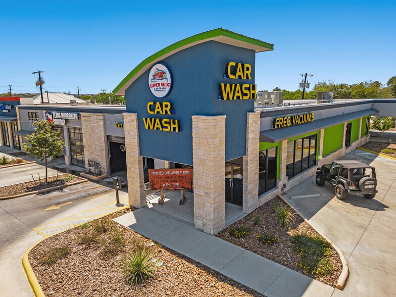 More Photos Of 6712-6780 Bandera Rd, San Antonio Specialty For Sale