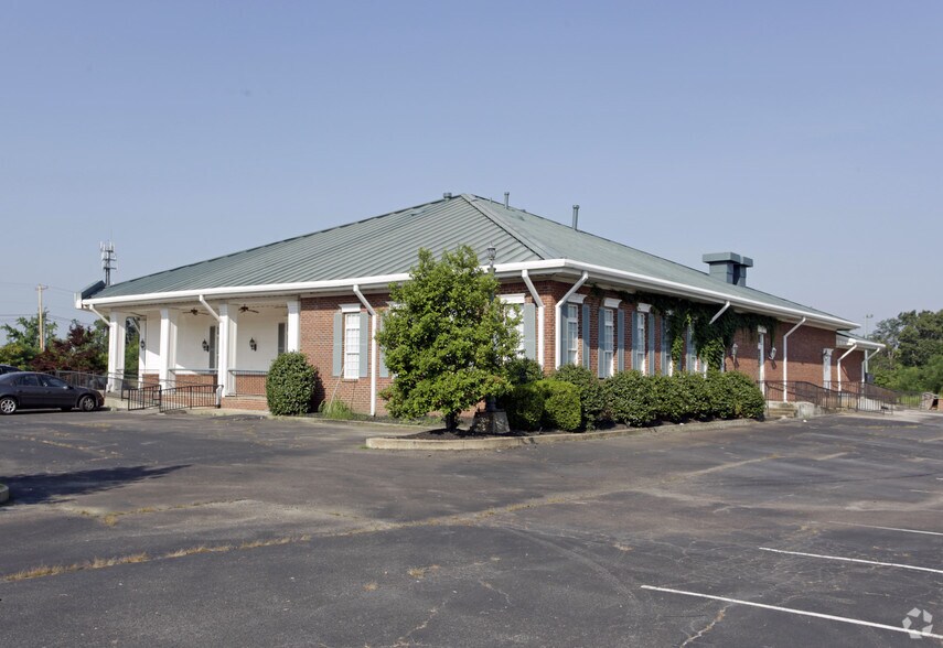 More Photos Of 1725 Appling Rd, Cordova Freestanding For Sale