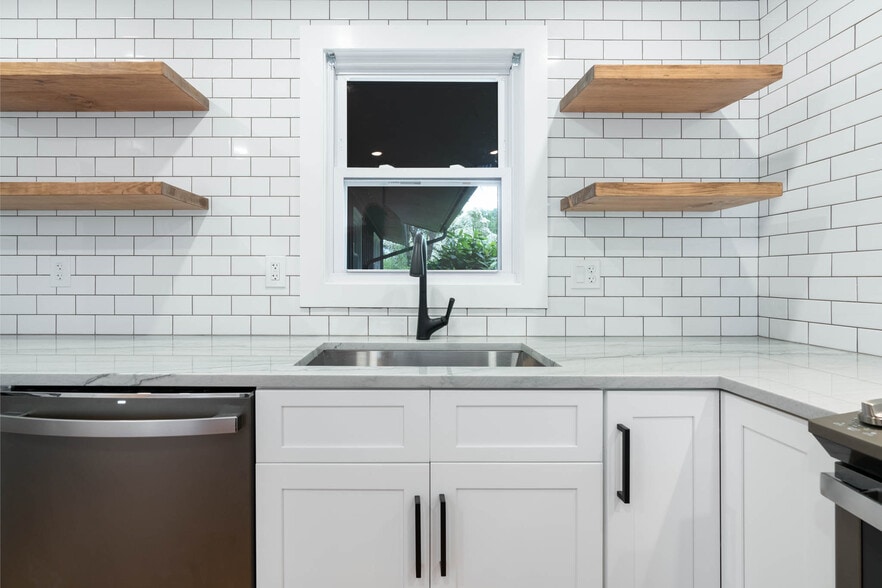 More Photos Of 228 Pattonwood Dr, Southington Multifamily For Sale