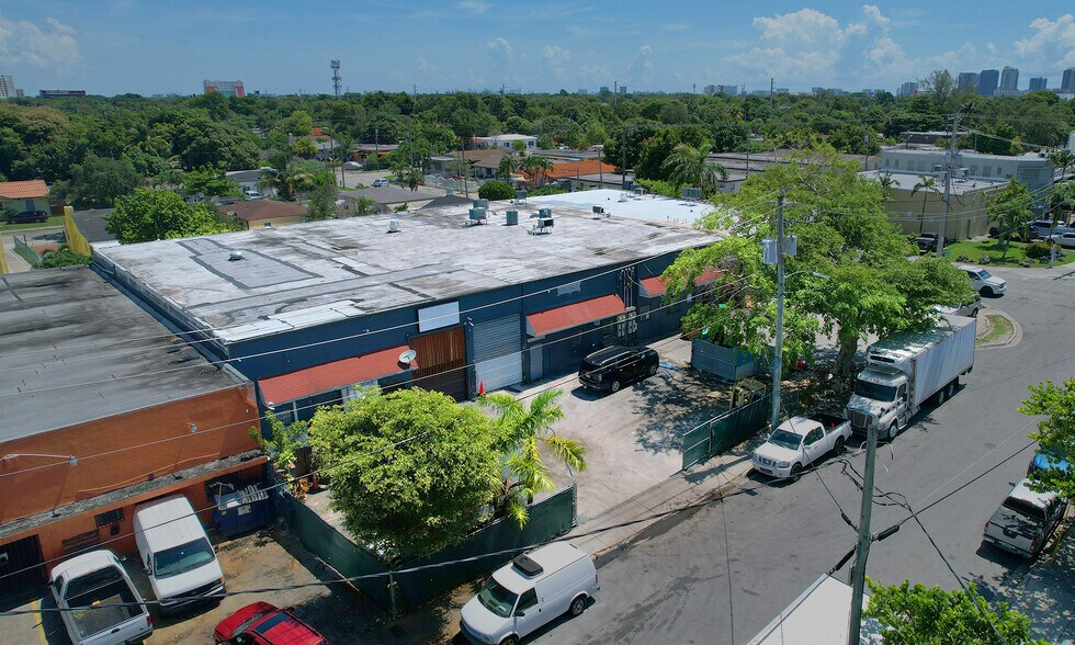 More Photos Of 1401-1423 NW 23rd St, Miami Warehouse For Sale