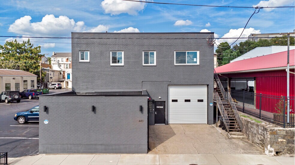 Primary Photo Of 449 E Lafayette St, Norristown Coworking Space