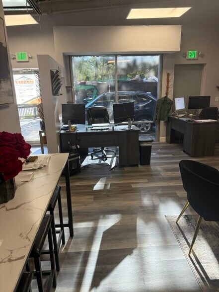 More Photos Of 525 Production Blvd, Naples Service For Sale