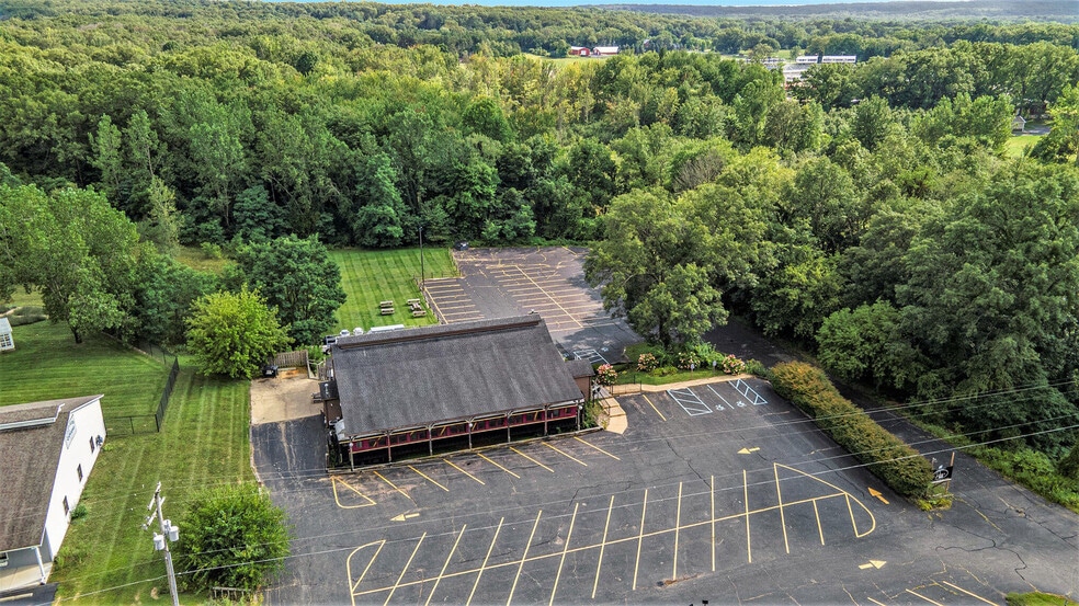 More Photos Of 6225 W D Ave, Kalamazoo Restaurant For Sale