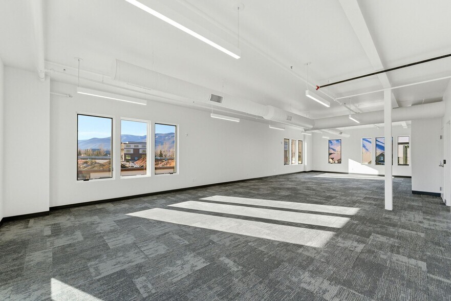 More Photos Of Phase One Unit #6, 1922 US-40 Hwy, Heber City Light Distribution For Sale