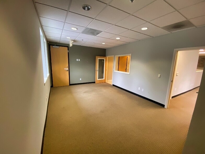 More Photos Of 2060 Aborn Rd, San Jose Medical For Lease