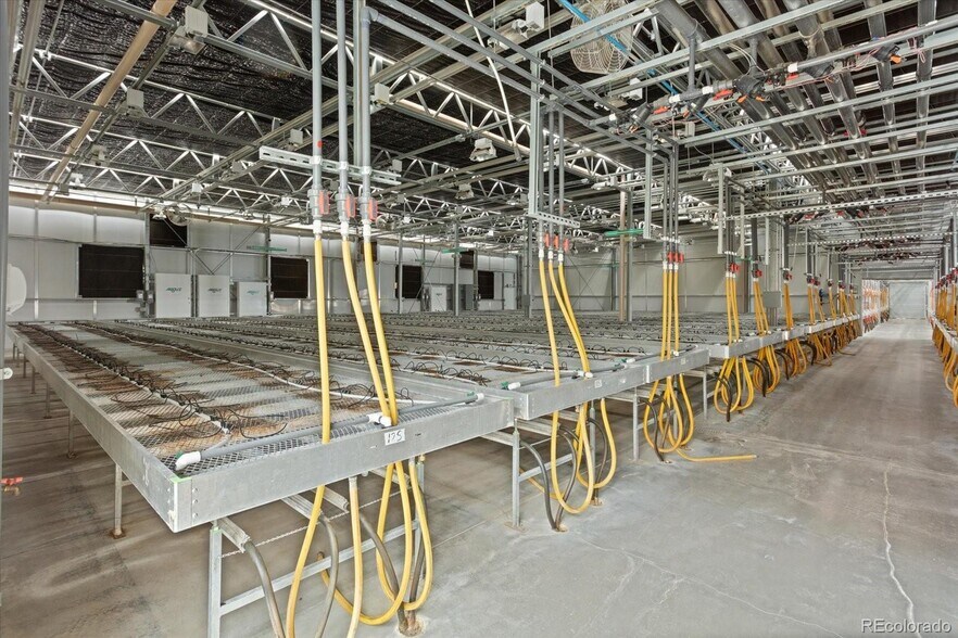 More Photos Of 7800 7706 7708 7710 County Rod 152, Salida Manufacturing For Sale