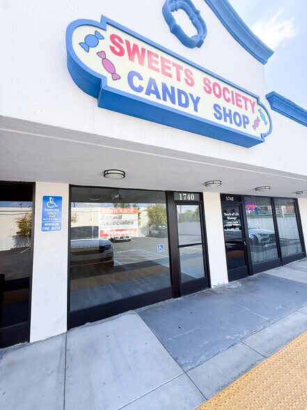 More Photos Of 1736-1746 E Meats Ave, Orange Storefront Retail Office For Lease