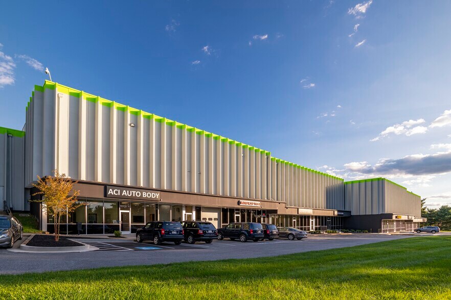 More Photos Of 6655 Dobbin Rd, Columbia Warehouse For Lease