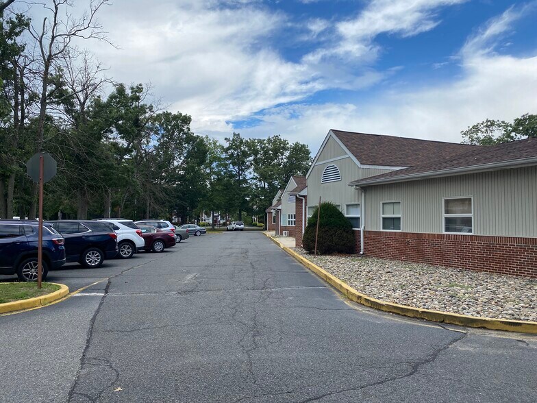 More Photos Of 65 Lacey Rd, Whiting Medical For Sale