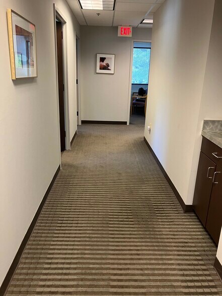 More Photos Of 3200 Tower Oaks Blvd, Rockville Medical For Sale