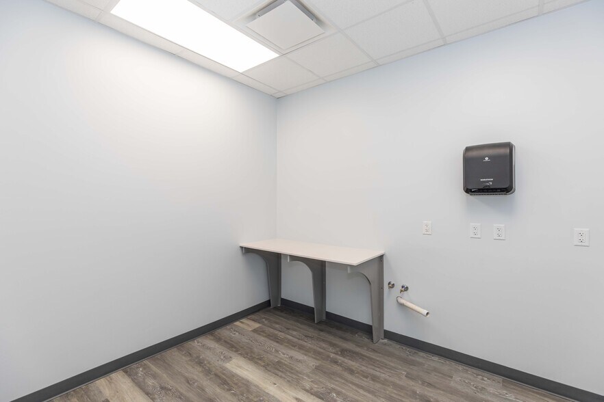 More Photos Of 7629 Hillside Rd, Amarillo Medical For Lease