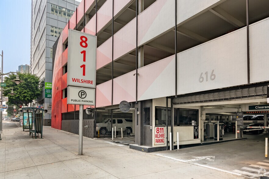 More Photos Of 811 Wilshire Blvd, Los Angeles Office For Lease