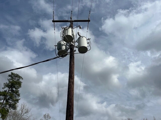 More Photos Of 9730 Shepard Hill Rd, Willis Warehouse For Sale