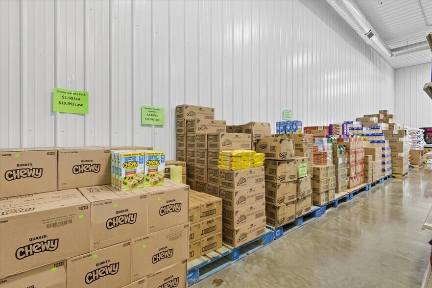 More Photos Of 105 N Broadway St, Syracuse Freestanding For Sale