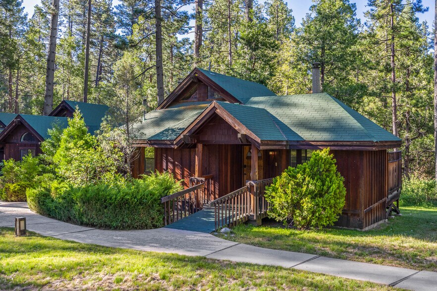 More Photos Of 26345 Delano Dr, Idyllwild-Pine Cove Hotel For Sale