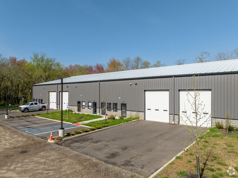 More Photos Of 1008 State Route 33, Freehold Warehouse For Lease