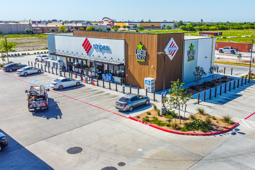 Primary Photo Of 651 Morrison rd, Brownsville Service Station For Sale