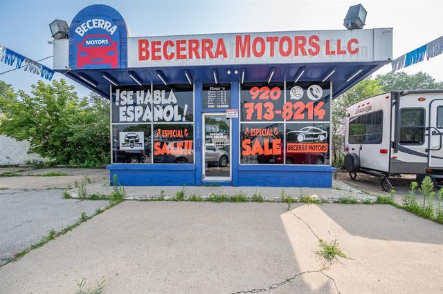 More Photos Of 1006 Velp Ave, Green Bay Freestanding For Sale