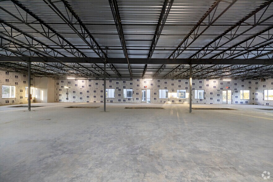 More Photos Of 4306 De Zavala Rd, San Antonio Medical For Sale