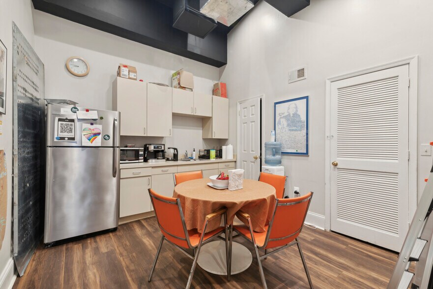 More Photos Of 3645 Lancaster Ave, Philadelphia Apartments For Lease