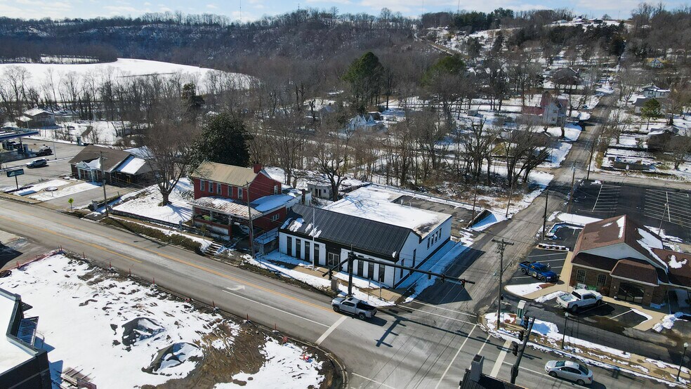 More Photos Of 201 S Main St, Greensburg Post Office For Sale
