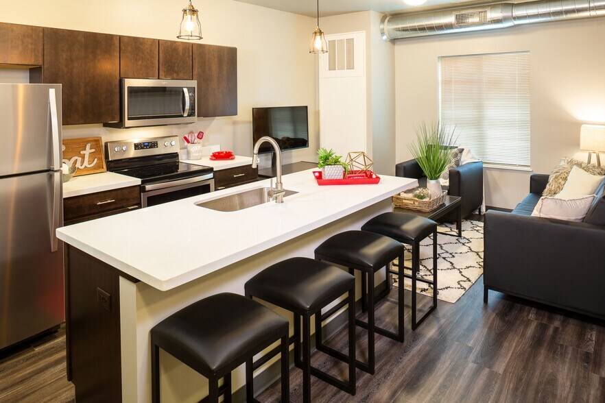 More Photos Of 1000 N Dakota St, Vermillion Apartments For Sale