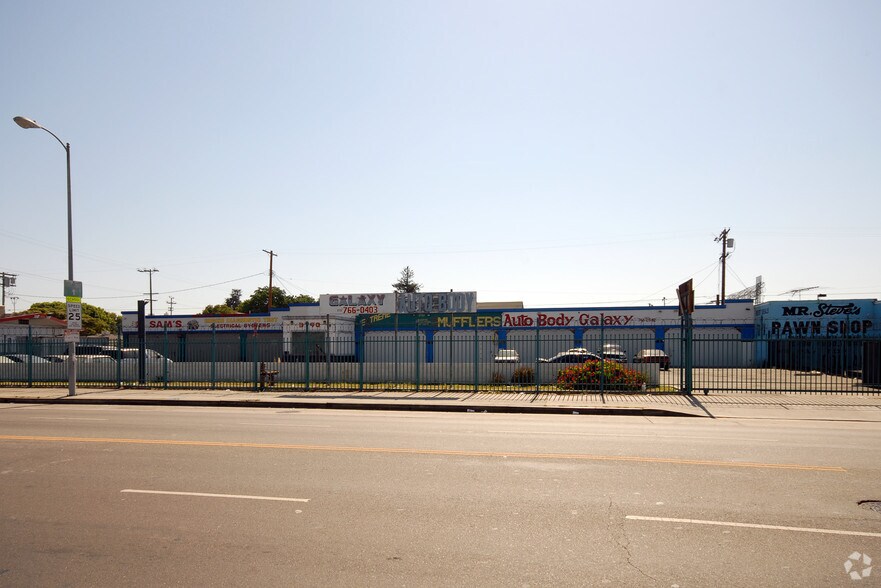 More Photos Of 3790-3796 S Western Ave, Los Angeles Auto Repair For Lease