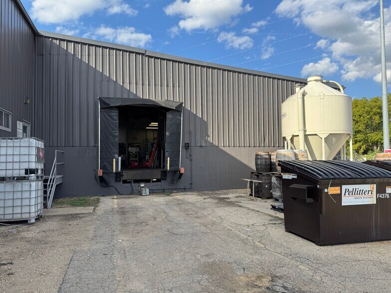 More Photos Of 1915 S Stoughton Rd, Madison Manufacturing For Lease