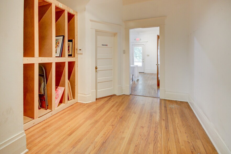 More Photos Of 239 Westheimer Rd, Houston Office Residential For Sale