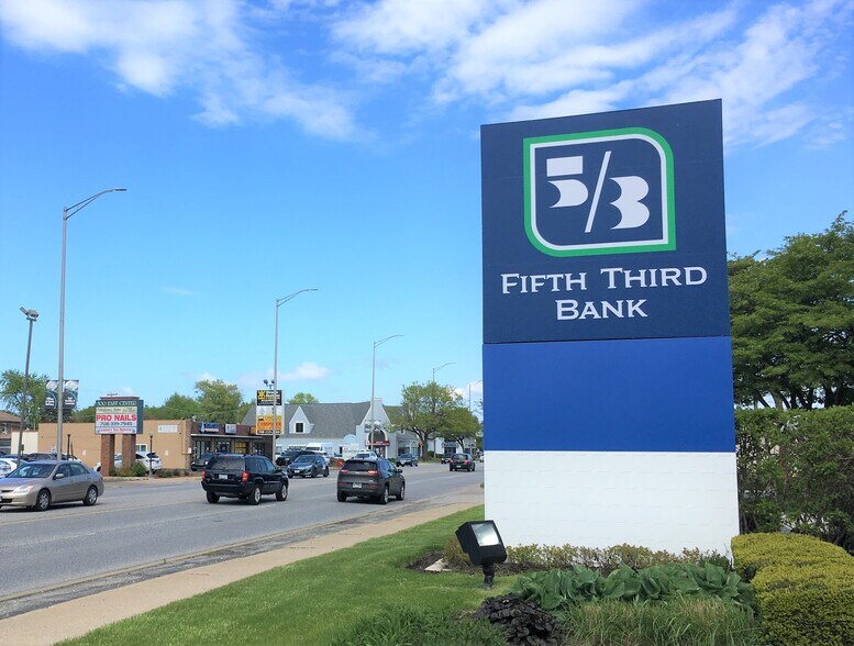 More Photos Of 475 E 162nd St, South Holland Medical For Lease
