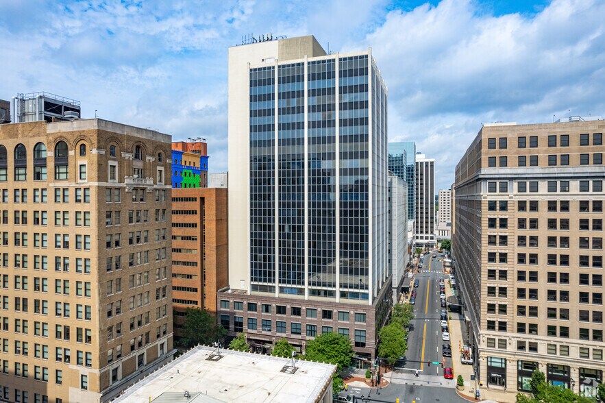 More Photos Of 919 N Market St, Wilmington Office For Lease