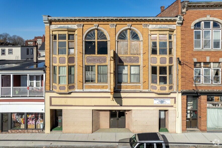 More Photos Of 702-704 Broad St, Central Falls Storefront Retail Residential For Sale