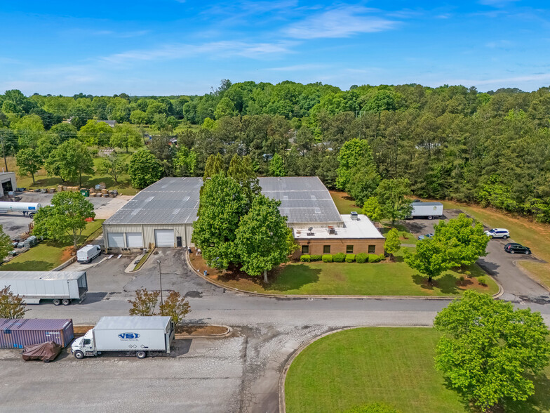 More Photos Of 2312 Centennial Cir, Gainesville Warehouse For Sale