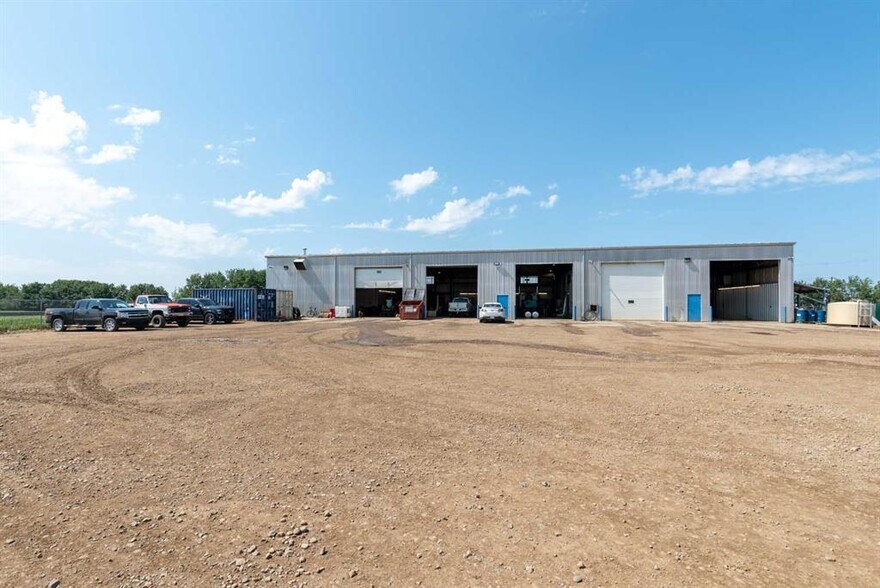 More Photos Of Properties In Saskatchewan & Alberta, North Battleford Manufacturing For Sale