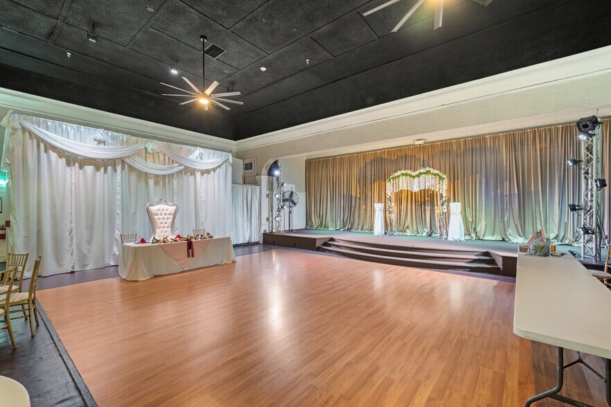 More Photos Of 917 Whittier Blvd, Montebello Storefront For Sale