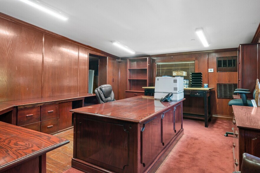 More Photos Of 62 Highway 40 W, Inglis Medical For Sale