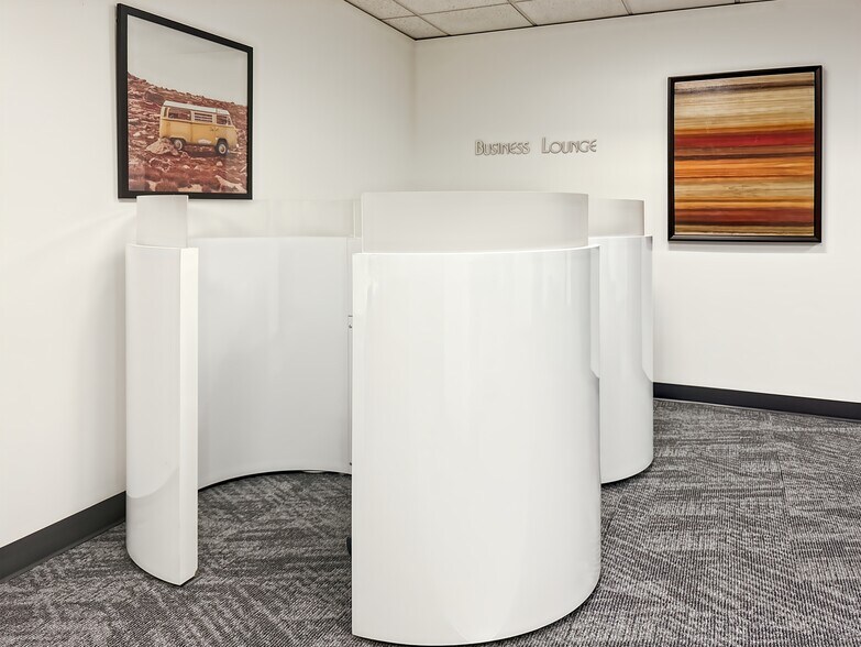 More Photos Of 1050 SW 6th Ave, Portland Coworking Space