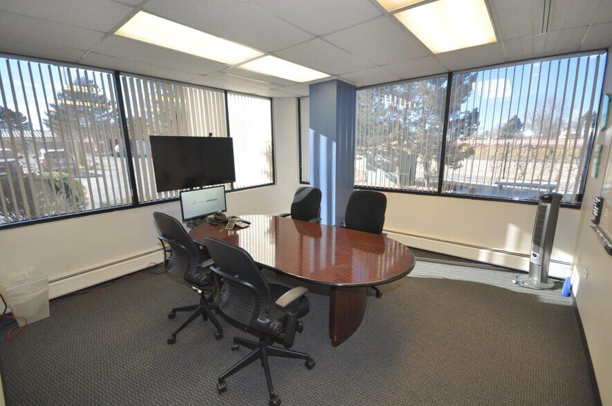 More Photos Of 2675 S Abilene St, Aurora Office For Lease