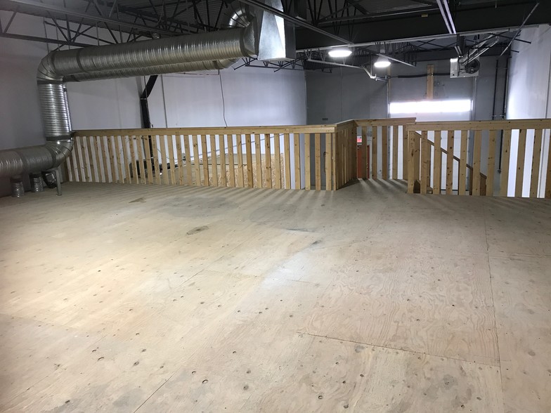More Photos Of 4950 106th Ave SE, Calgary Warehouse For Lease