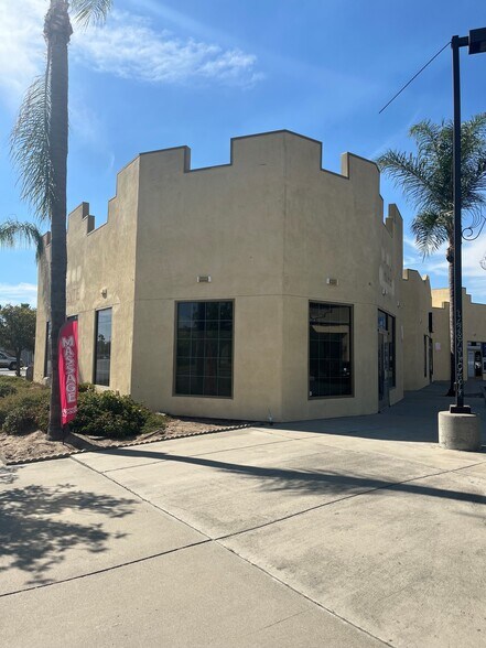 Primary Photo Of 219-227 W Canal Dr, Turlock Storefront Retail Office For Lease