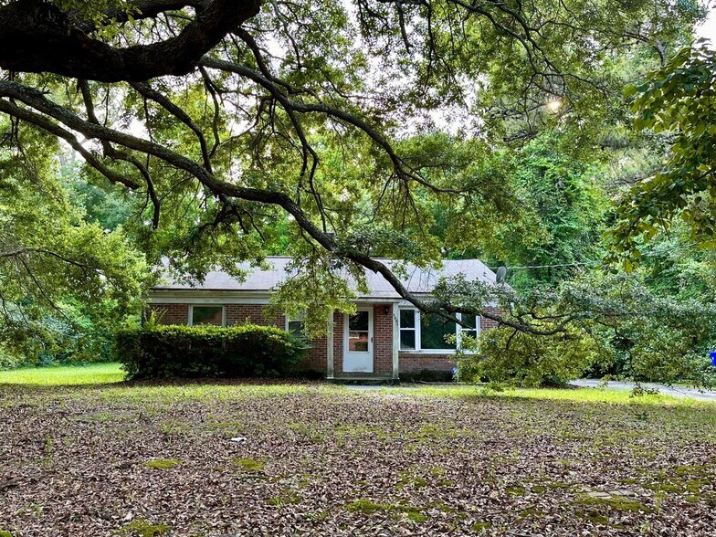 More Photos Of 1141 Bonnie Ln, Mount Pleasant Apartments For Sale