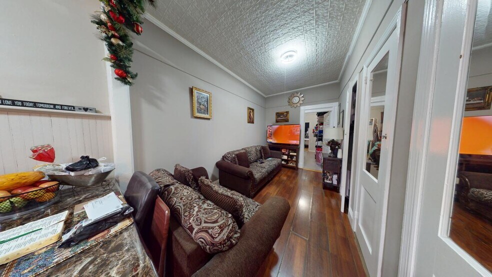 More Photos Of 1649 George St, Ridgewood Apartments For Sale