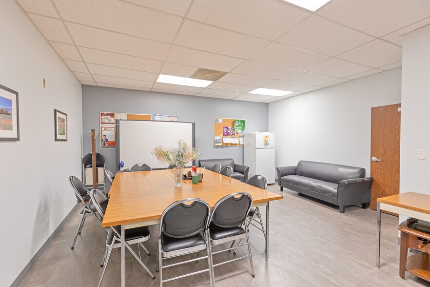 More Photos Of 1801 K St, Sacramento Office For Sale