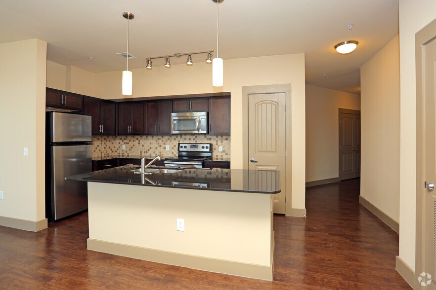 More Photos Of 1325 N Walker Ave, Oklahoma City Apartments For Lease